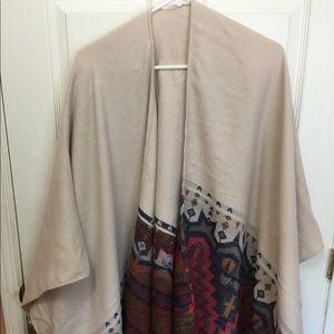 Poncho cardigan